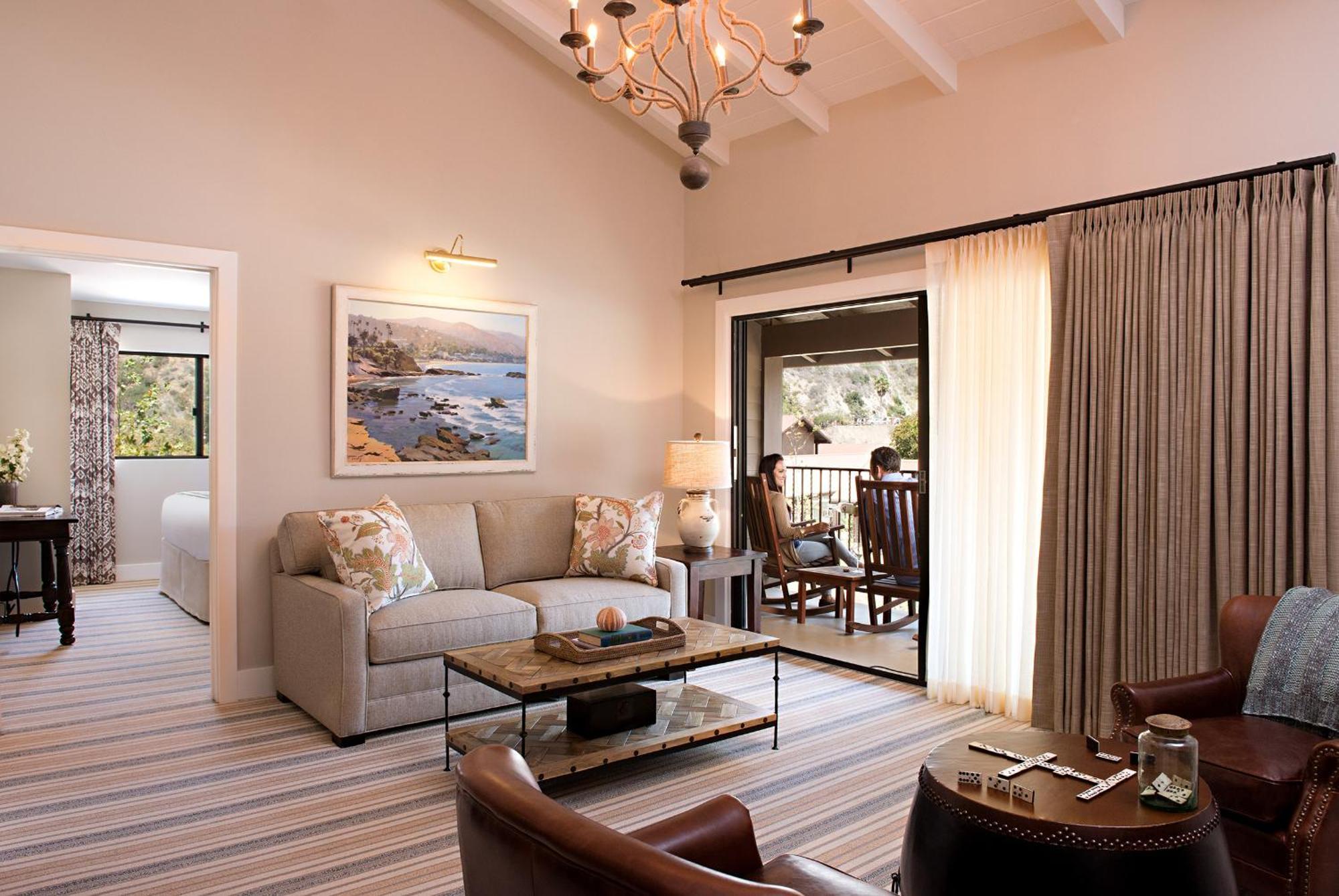 One-Bedroom King Suite with Sofa Bed,563115945:JPEG