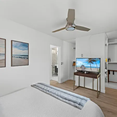 Sleepy Hollow Villas #1 In Laguna Beach-2